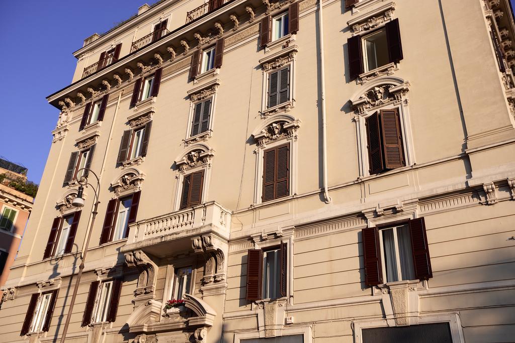 Tullia&Prisca Relais Hotel Rome Exterior photo
